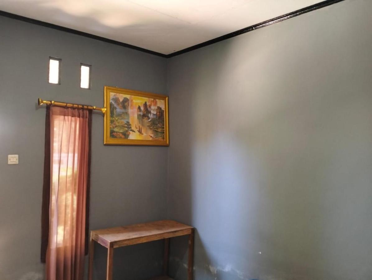 T&T Homestay Kuta  Екстер'єр фото
